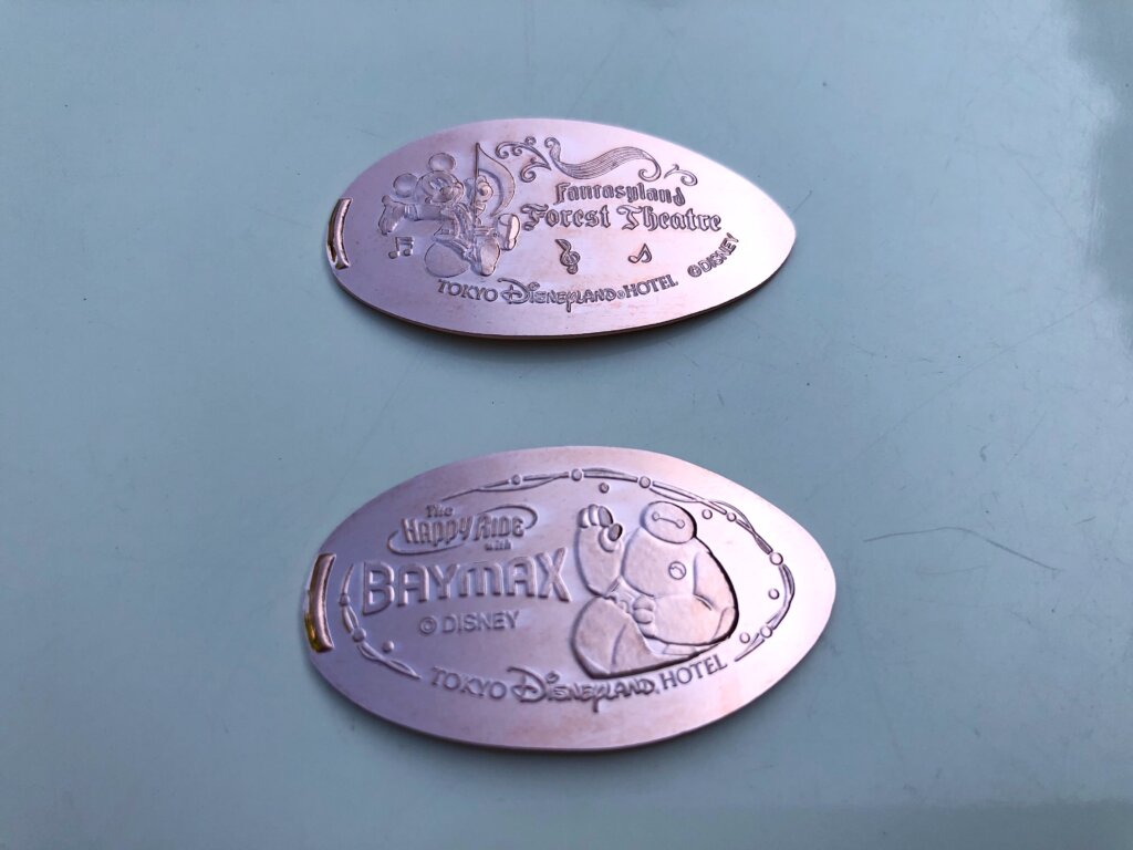 東京ディズニーランドホテルの新エリアスーベニアメダル紹介 | Disney