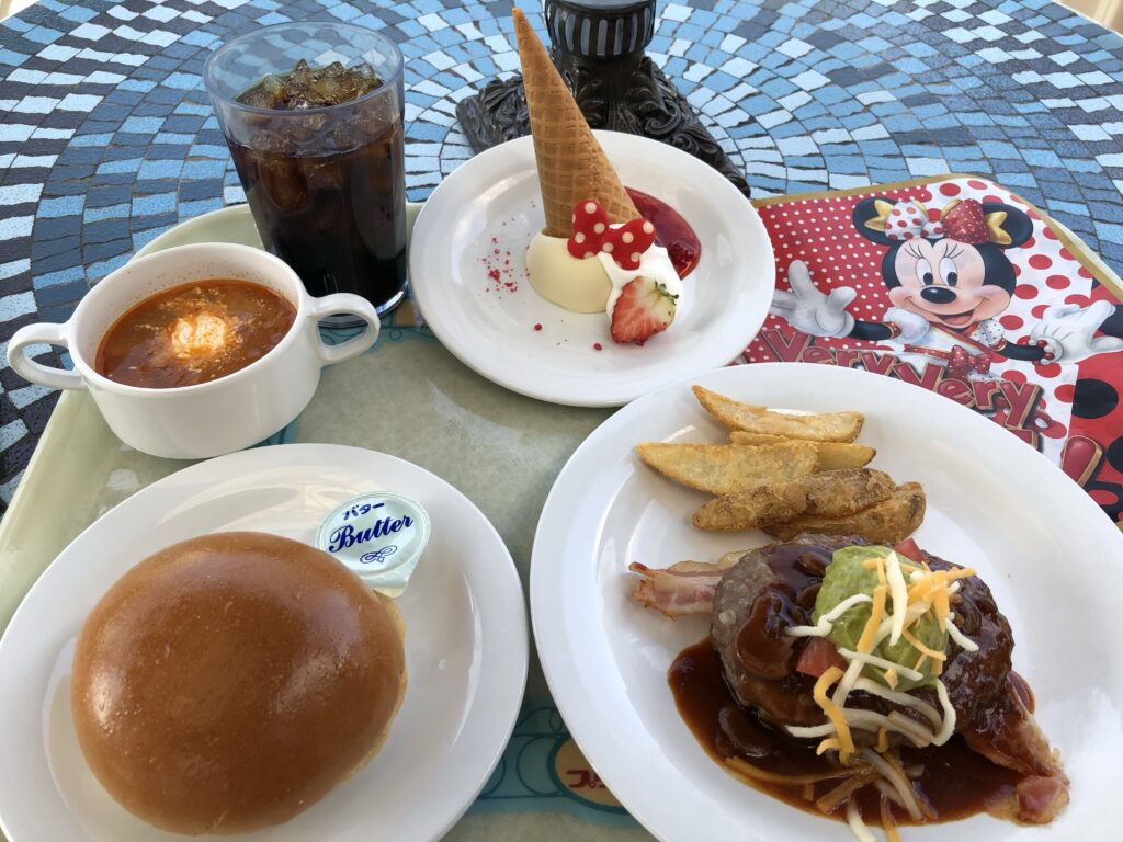 Tdl プラザパビリオン レストラン ベリー ベリー ミニー スペシャルセット実食レポ Disney Seasons