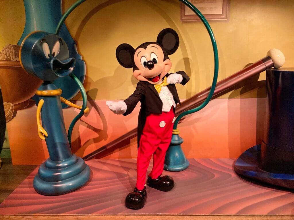 東京ディズニーランドでミッキーに会えるのはどこ おすすめグリーティングスポット徹底紹介 Disney Seasons