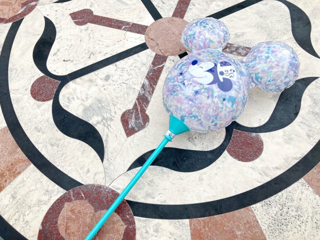 ミッキーシェイプが可愛い 東京ディズニーシー周年グランドフィナーレ手持ちバルーン Disney Seasons ミッキーシェイプが可愛い 東京ディズニーシー周年グランドフィナーレ手持ちバルーン Disney Seasons